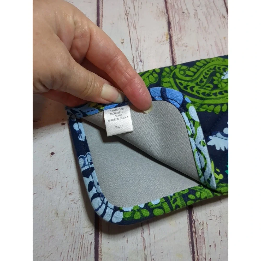 VERA BRADLEY Straighten Up Curling Iron‎ Cover Case Caribbean Sea (Retired)
